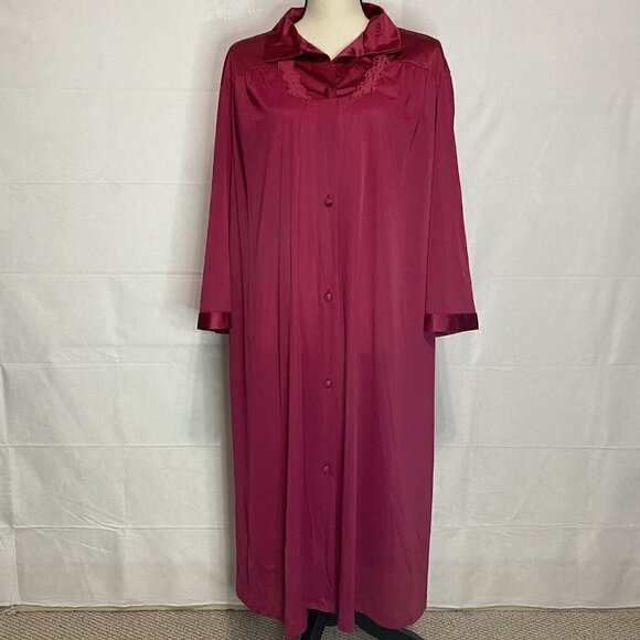 Vintage Vanity Fair Wine Burgundy Embroidered Button Down Nylon Plus Size Medium - Picture 1 of 7